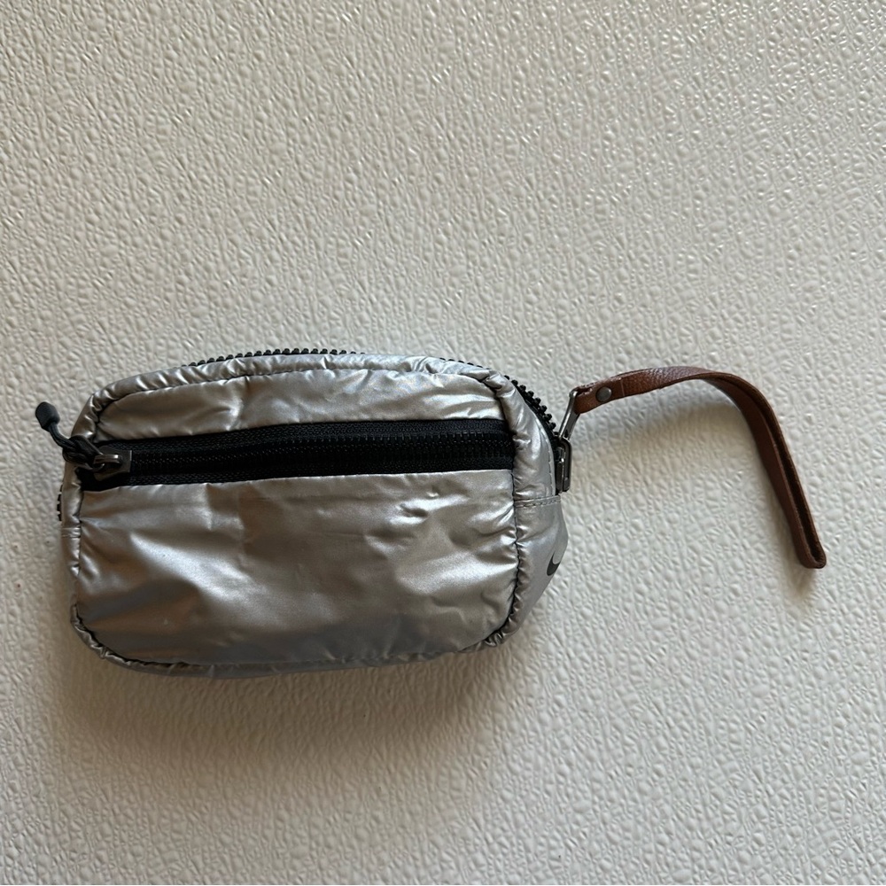 Nike Reversible Zippered Pouch EUC Small